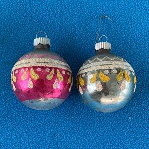 Shiny Brite Ornament Set - 2 - Vintage